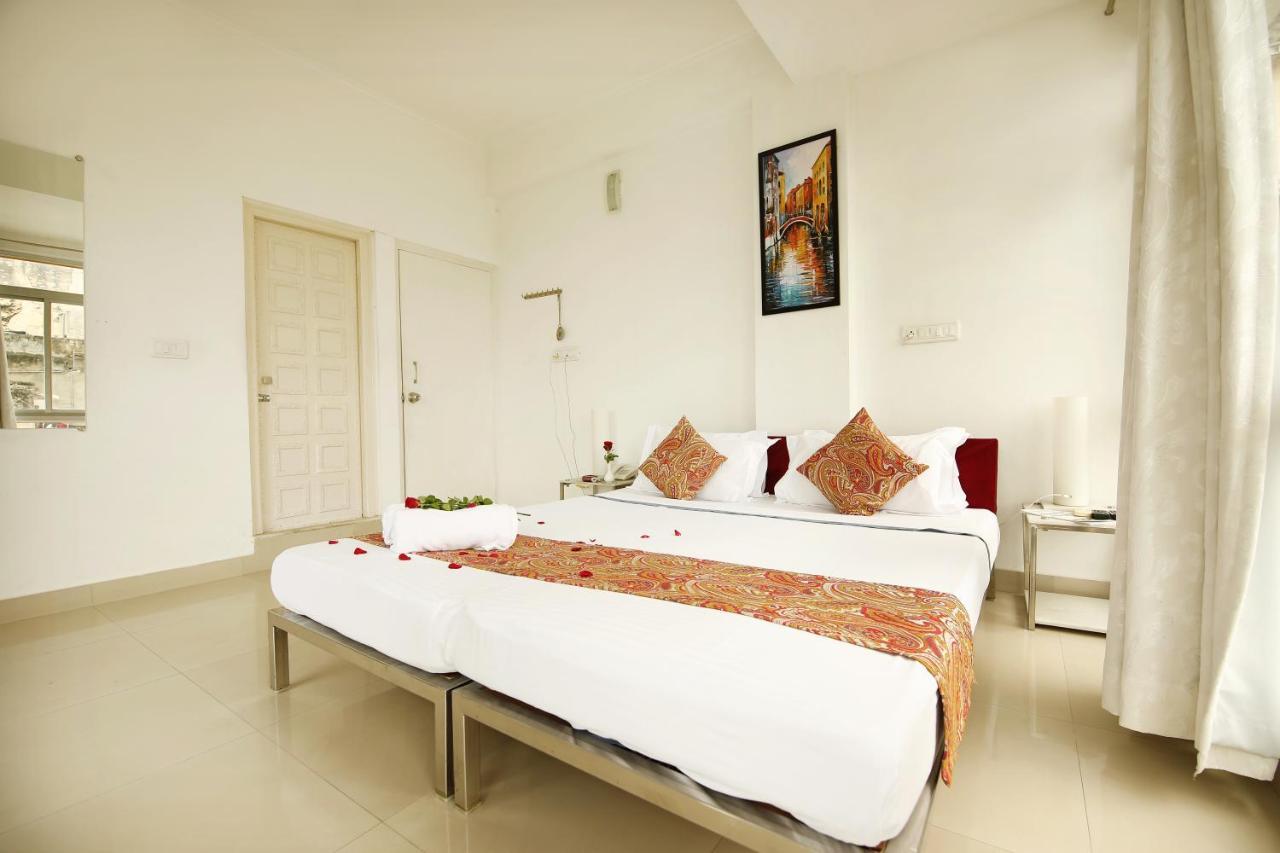The Shaharkot By The Lake Hotel Udaipur Kültér fotó